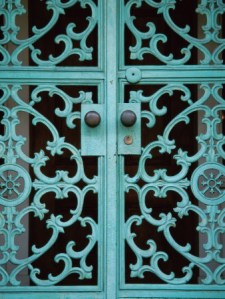 neworleans,photo,door,blue,inspiration,neworleansinspiration-202029ec91fbc683bb7db3eea558ed97_h